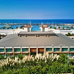 Resort Karpaz Gate Marina 4*