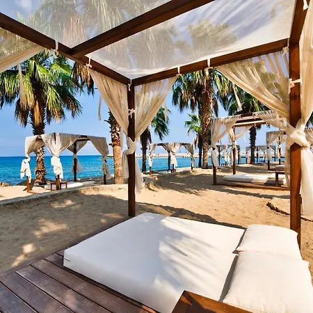 Karpaz Gate Marina 度假村