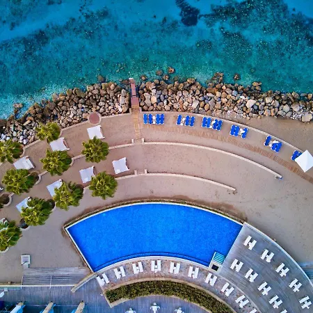 Karpaz Gate Marina 4*