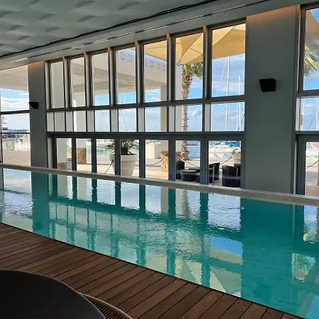 Karpaz Gate Marina Üdülőközpont 4*