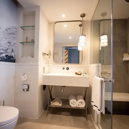 Karpaz Gate Marina Agia Trias