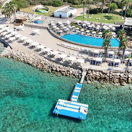 Karpaz Gate Marina 4* Agia Trias